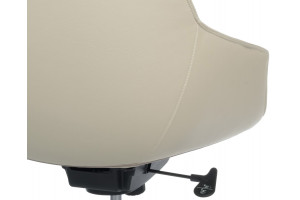 Кресло для переговорных Magic-M экокожа, бежевый Кресло для переговорных Magic-M экокожа, бежевый