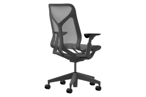 Кресло Herman Miller Cosm, средняя спинка, цвет Graphite, регулируемые подлокотники