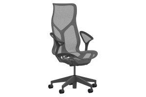 Кресло Herman Miller Cosm, высокая спинка, цвет Graphite, подлокотники лепестки (Leaf)