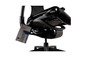 Кресло Herman Miller Embody Black (Rhythm)