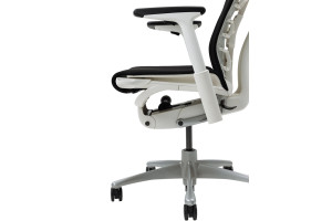 Кресло Herman Miller Embody Dark Carbon - White/Titanium (Balance)